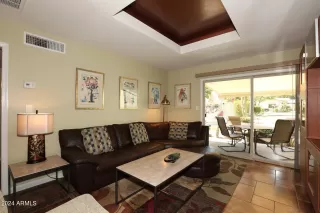 Photo #2: 6683957 Listing