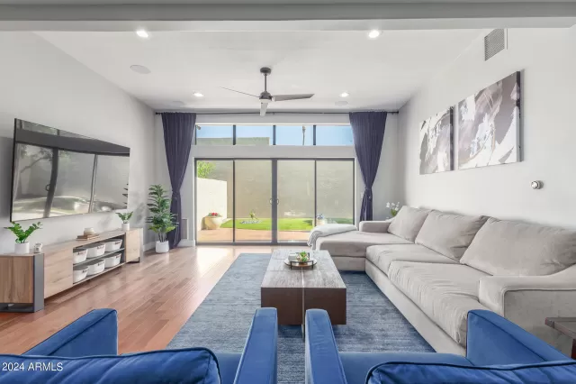 MLS: 6684132 Condo For Sale