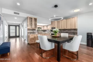 Photo #5: 6684132 Listing 