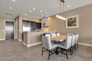 Photo #4: 6684481 Listing 