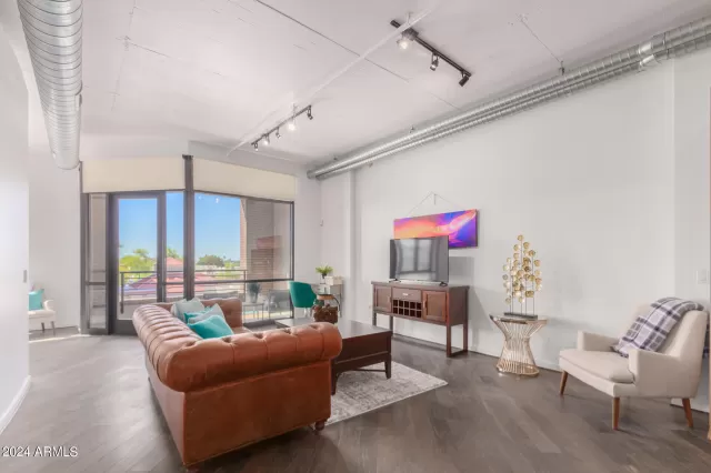 MLS: 6684679 Condo For Sale