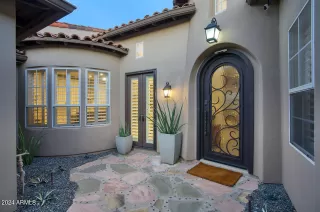 Photo #2: 6684689 Listing