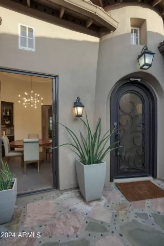 Photo #4: 6684689 Listing