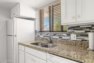 Photo #6: 6684714 Listing 