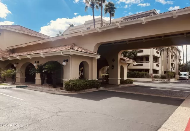 MLS: 6684882 Condo For Sale