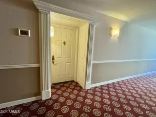 Photo #1: 6684882 Listing