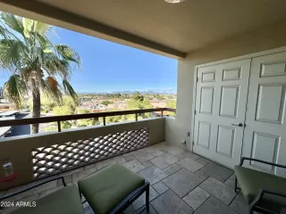 Photo #3: 6684882 Listing