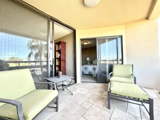 Photo #4: 6684882 Listing