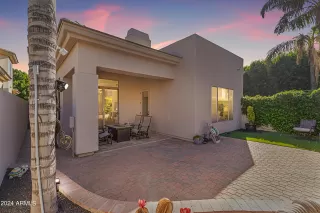Photo #6: 6684938 Listing 