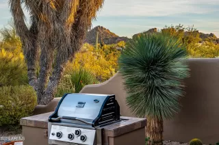 Photo #3: 6684949 Listing