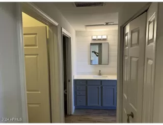 Photo #2: 6684956 Listing