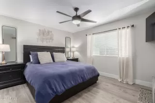 Photo #2: 6684958 Listing