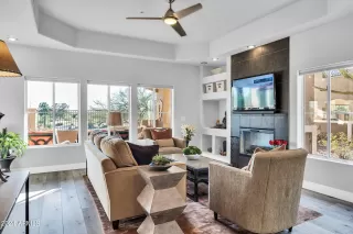 Photo #2: 6684974 Listing