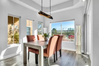 Photo #4: 6684974 Listing