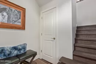 Photo #4: 6684991 Listing