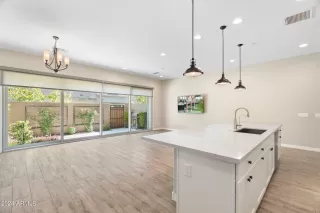 Photo #1: 6685116 Listing