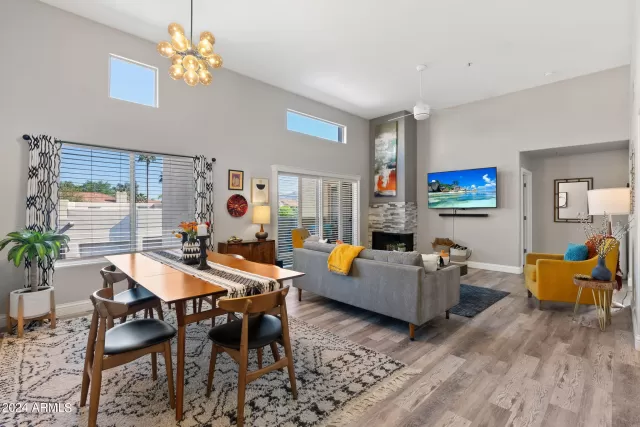 MLS: 6685299 Condo For Sale