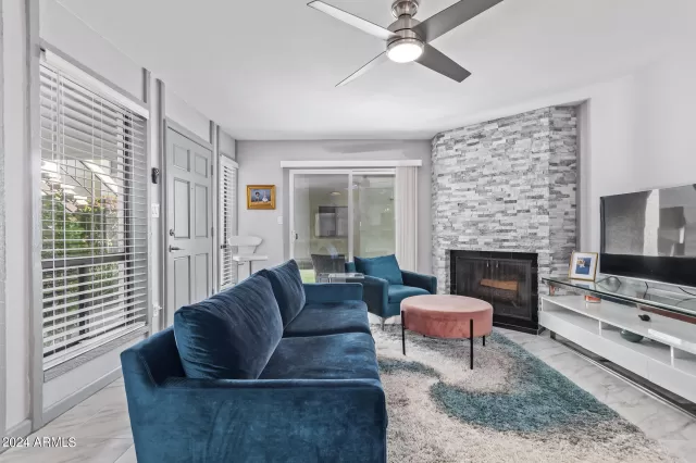 MLS: 6685548 Condo For Sale