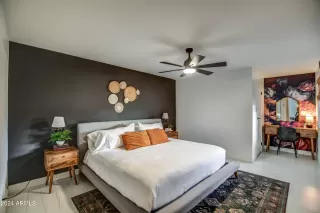 Photo #2: 6685589 Listing