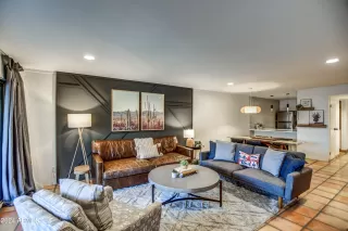 Photo #6: 6685589 Listing