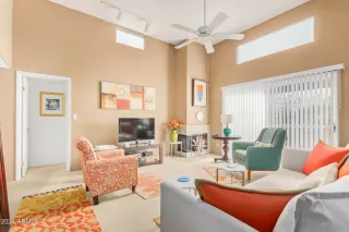 Photo #2: 6685592 Listing