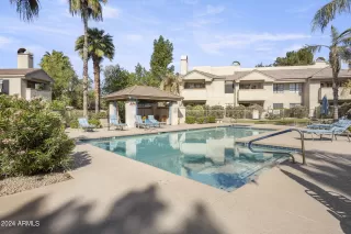 Photo #1: 6685750 Listing 