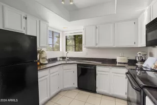 Photo #6: 6685750 Listing 