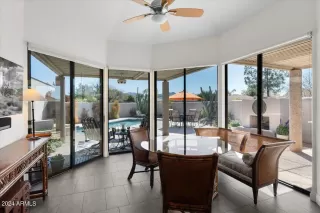 Photo #3: 6685786 Listing