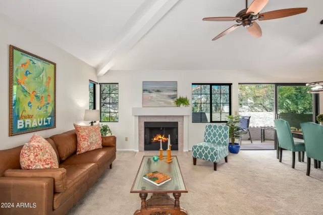 MLS: 6686031 Condo For Sale