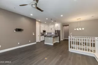 Photo #2: 6686033 Listing