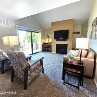 Photo #1: 6686398 Listing 
