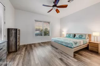 Photo #6: 6686672 Listing