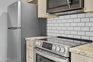 Photo #1: 6686853 Listing 