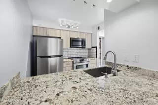 Photo #2: 6686853 Listing 