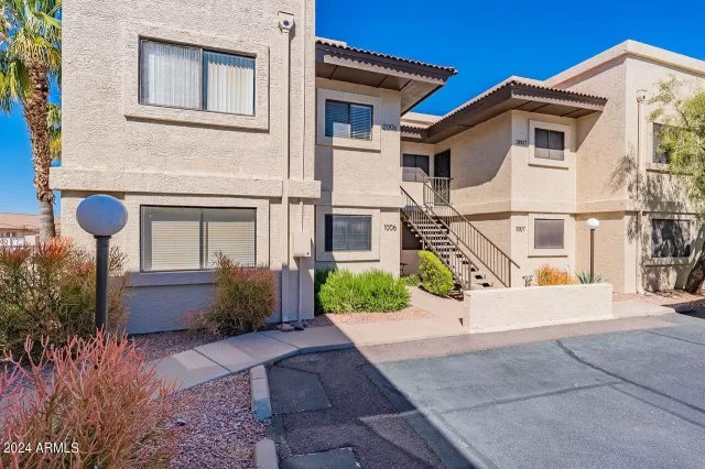 MLS: 6687061 Condo For Sale