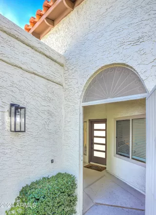 Photo #2: 6687219 Listing 