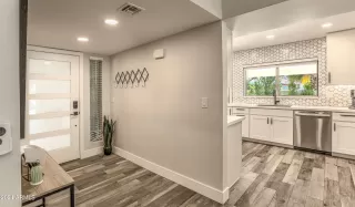 Photo #4: 6687219 Listing 