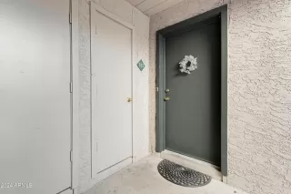 Photo #4: 6687329 Listing 