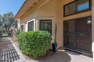 Photo #3: 6687367 Listing