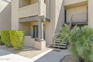 Photo #2: 6687718 Listing