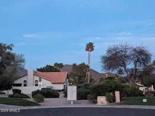 Photo #2: 6687837 Listing 