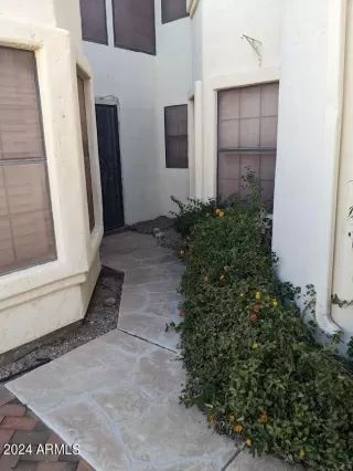 Photo #3: 6687837 Listing 