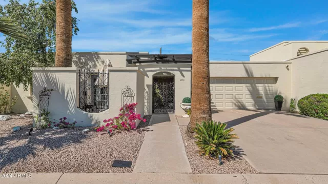 MLS: 6687962 Condo For Sale