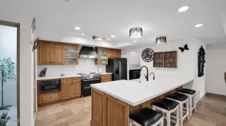 Photo #1: 6687962 Listing