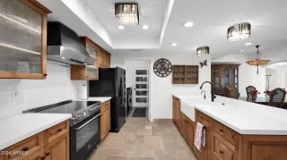 Photo #2: 6687962 Listing