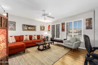 Photo #2: 6688091 Listing