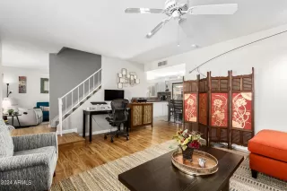 Photo #3: 6688091 Listing