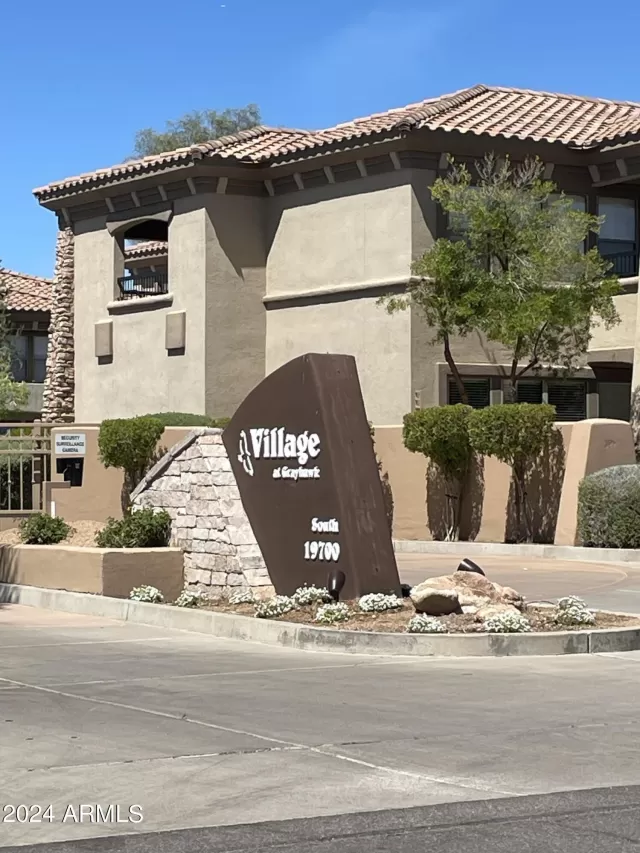 MLS: 6688370 Condo For Sale