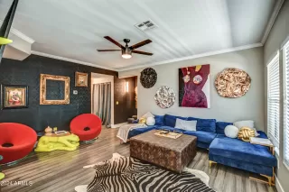 Photo #4: 6688498 Listing