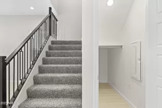 Photo #6: 6688561 Listing 